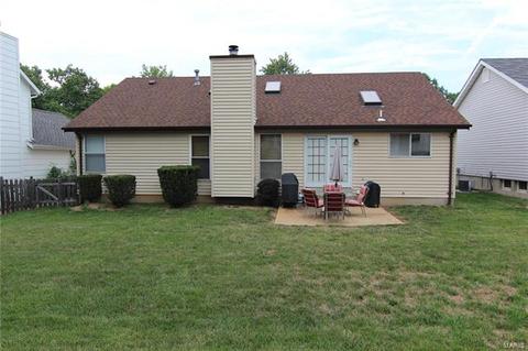 1058 Columbard Dr, Ballwin, MO 63021 photo 33