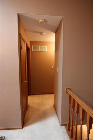 1058 Columbard Dr, Ballwin, MO 63021 photo 17