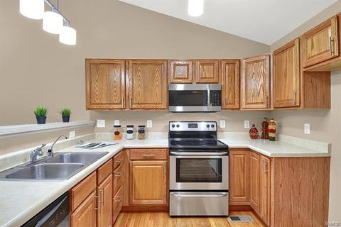 877 Gandolf Way, Eureka, MO 63025 photo 9
