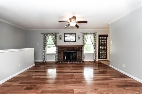 1211 Derbyshire Dr, Manchester, MO 63021 photo 6