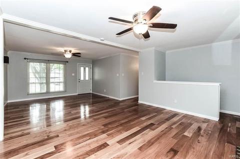 1211 Derbyshire Dr, Manchester, MO 63021 photo 4