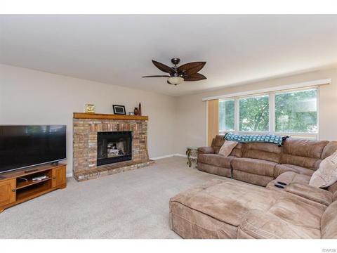 39 Coach Line Dr, O'fallon, MO 63368 photo 8