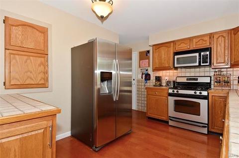 579 Golfwood Dr, Ballwin, MO 63021 photo 15