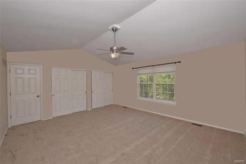 2809 Barrett Oaks Ln, Ballwin, MO 63021 photo 12