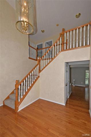 2809 Barrett Oaks Ln, Ballwin, MO 63021 photo 3
