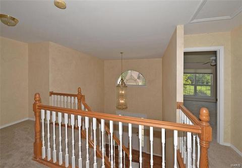 2809 Barrett Oaks Ln, Ballwin, MO 63021 photo 10