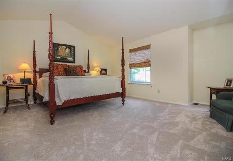 450 Mark Wesley, Ballwin, MO 63021 photo 16