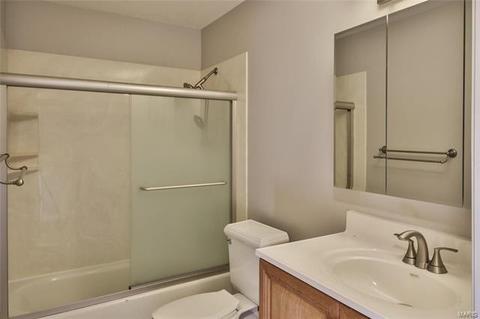 883 Parma Dr, Ballwin, MO 63021 photo 34