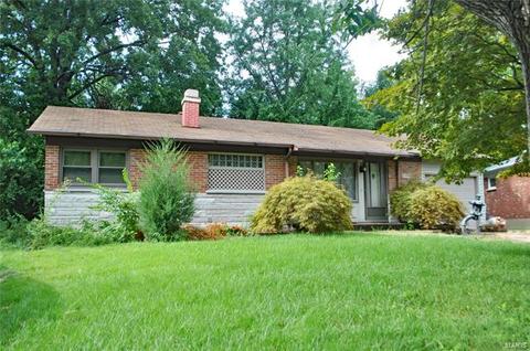 9001 Kickapoo Dr, Saint Louis, MO 63123 photo 1