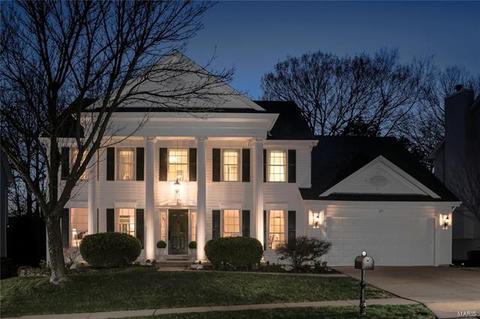 641 Charleston Oaks, Ballwin, MO 63021 photo 1