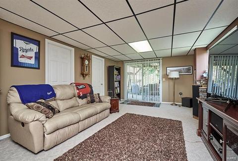 715 Whispering Willow, O'fallon, MO 63366 photo 16
