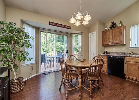 715 Whispering Willow, O'fallon, MO 63366 photo 6