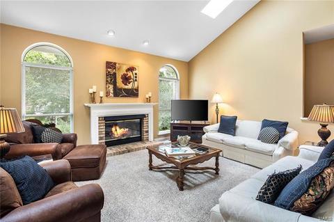 724 Juniper Glen Ct, Ballwin, MO 63021 photo 5