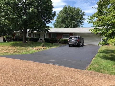 6 Cloverleaf, Manchester, MO 63011 photo 2