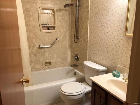 6 Cloverleaf, Manchester, MO 63011 photo 24
