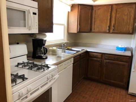 6 Cloverleaf, Manchester, MO 63011 photo 14