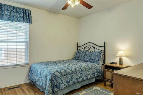 413 Mayfair Dr, Ballwin, MO 63011 photo 9