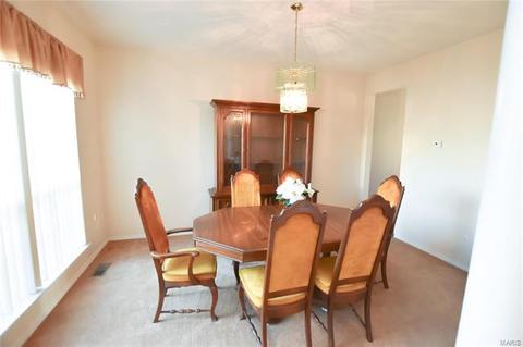 705 Thornridge Pl, O'fallon, MO 63368 photo 6