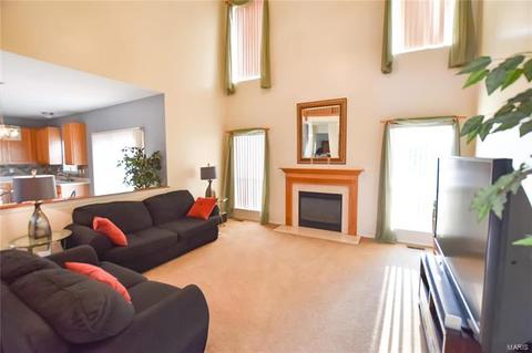 705 Thornridge Pl, O'fallon, MO 63368 photo 7