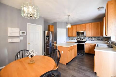705 Thornridge Pl, O'fallon, MO 63368 photo 9