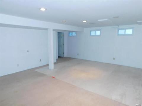 32 W Ofallon Dr, O'fallon, MO 63366 photo 16