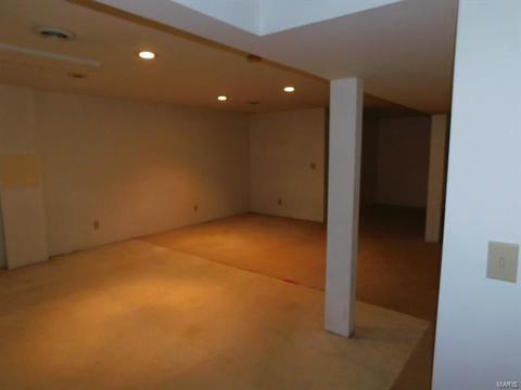 32 W Ofallon Dr, O'fallon, MO 63366 photo 17