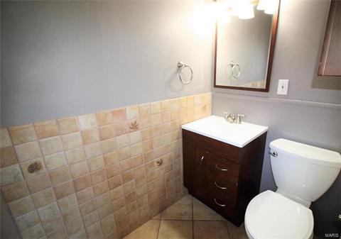 614 Peruque Dr, O'fallon, MO 63366 photo 8