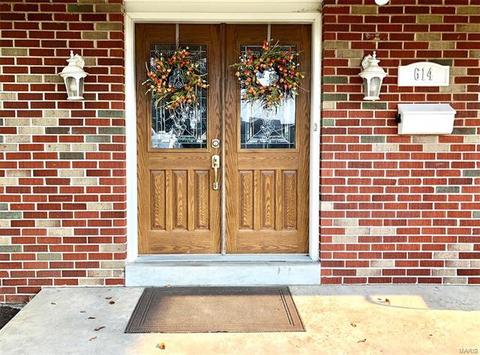 614 Peruque Dr, O'fallon, MO 63366 photo 2