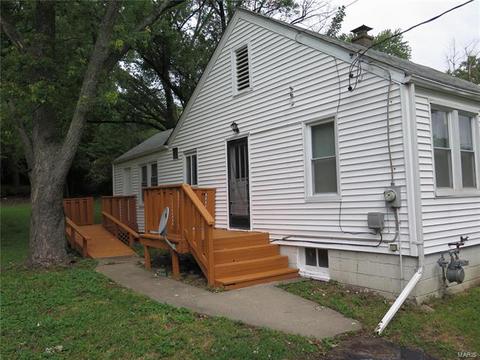 1817 Korando Ave, Saint Louis, MO 63114 photo 2