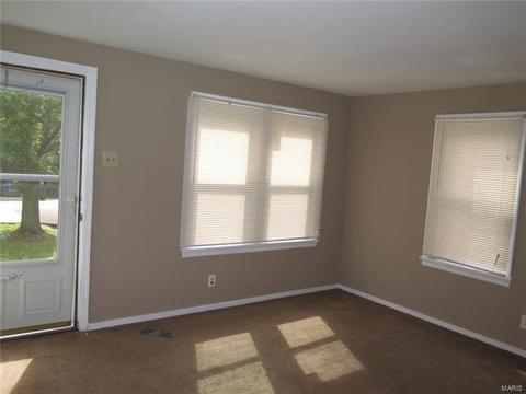 1817 Korando Ave, Saint Louis, MO 63114 photo 9