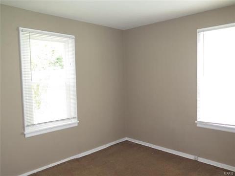 1817 Korando Ave, Saint Louis, MO 63114 photo 8