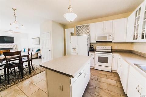 322 Hawks View Dr, O'fallon, MO 63368 photo 14