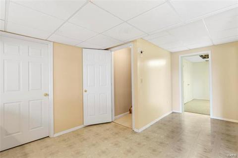 1852 Strawberry Rdg, Ballwin, MO 63021 photo 32