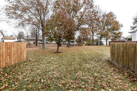 304 Fox Village Ct, Ballwin, MO 63021 photo 24