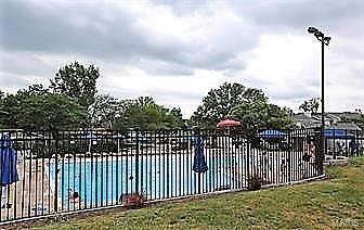304 Fox Village Ct, Ballwin, MO 63021 photo 31