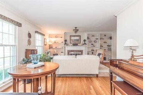 325 Nantucket, Ballwin, MO 63011 photo 4