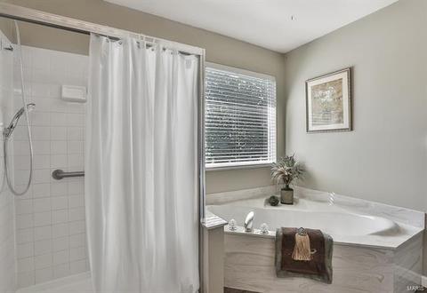16730 Kingstowne Ests, Wildwood, MO 63011 photo 22