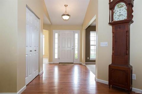 8076 Glen Arbor Dr, Lake Saint Louis, MO 63367 photo 3