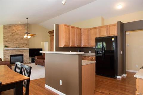 8076 Glen Arbor Dr, Lake Saint Louis, MO 63367 photo 13