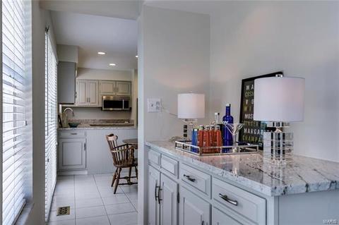 647 Golfview Dr, Ballwin, MO 63011 photo 13