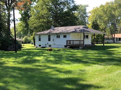 218 Robin Hill Ln, Ballwin, MO 63021 photo 2