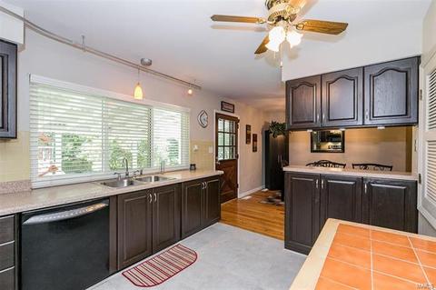 254 Cedar Village Ct, Ballwin, MO 63021 photo 15