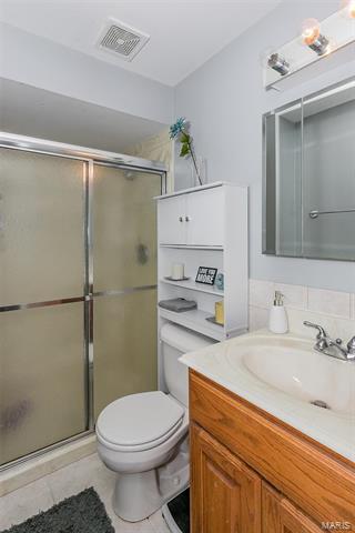 254 Cedar Village Ct, Ballwin, MO 63021 photo 18
