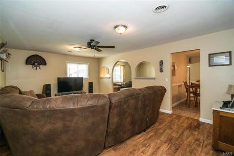 801 Saint Matthew Ave, O'fallon, MO 63366 photo 14