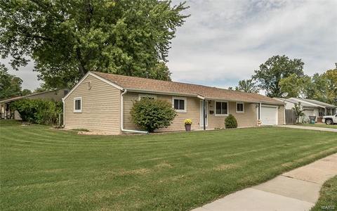 801 Saint Matthew Ave, O'fallon, MO 63366 photo 2