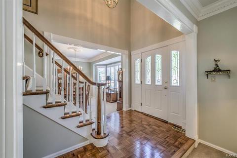 940 Lynwood Forest Dr, Manchester, MO 63021 photo 4