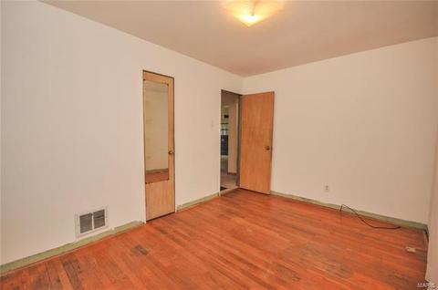 3519 Dixie Dr, Saint Ann, MO 63074 photo 18