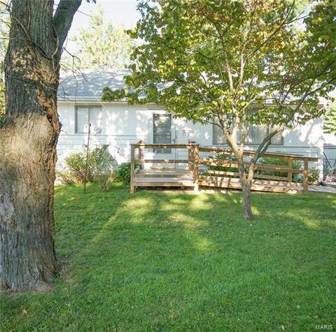 3519 Dixie Dr, Saint Ann, MO 63074 photo 1