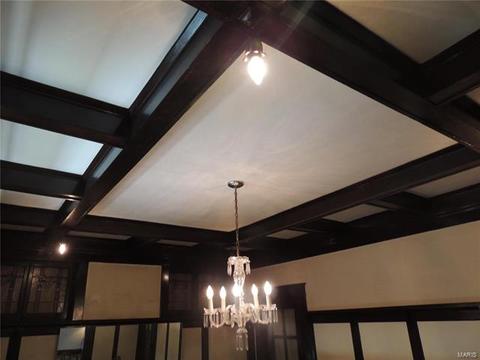 5225 Maple Ave, Saint Louis, MO 63113 photo 9