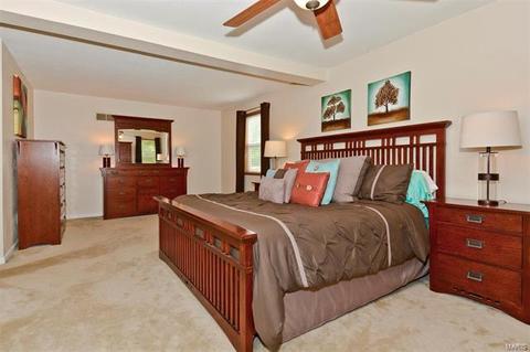 814 Westrun Dr, Ballwin, MO 63021 photo 7